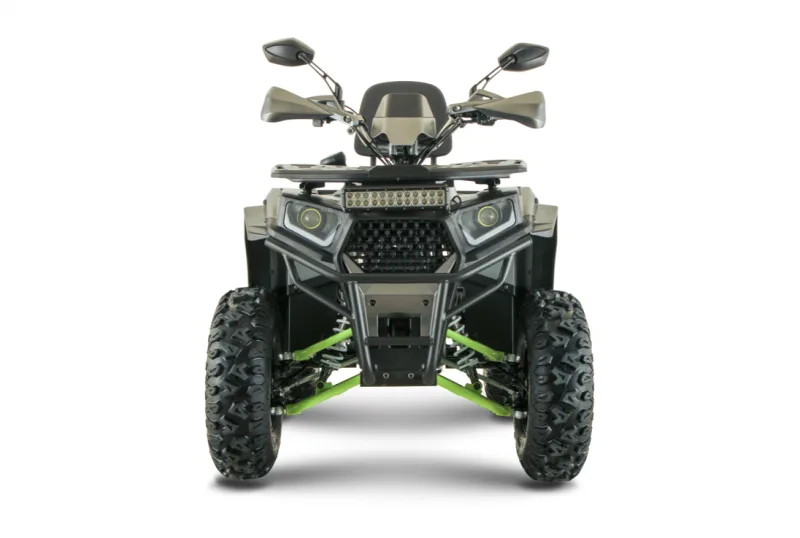 Quadriciclo Markx Hammer 200 PRO cinza, visto de frente, com protetor tubular e faróis de LED